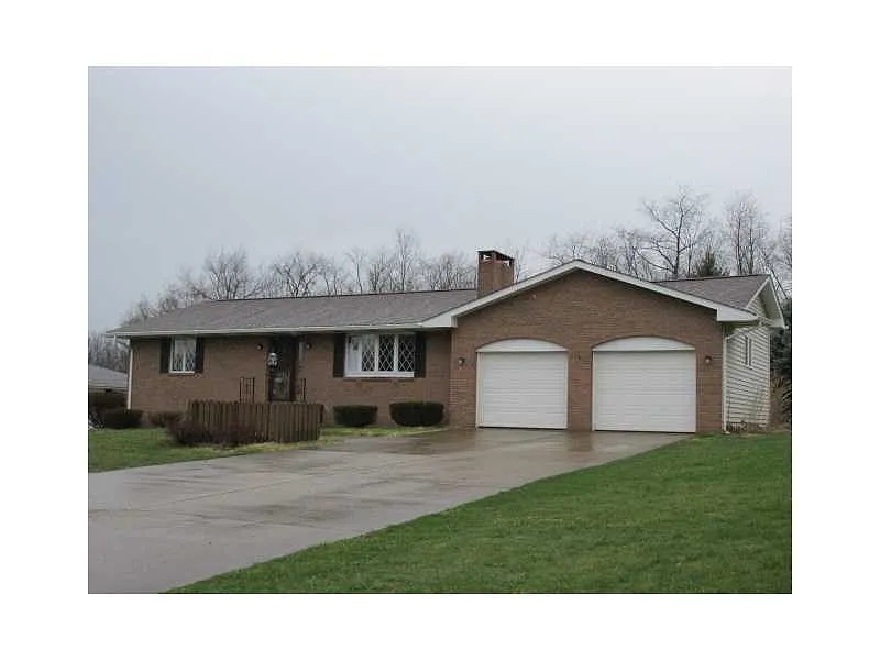 228 Thornton Rd photo 1