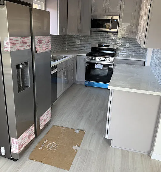 1522 Dixon St #8 — Photo 5