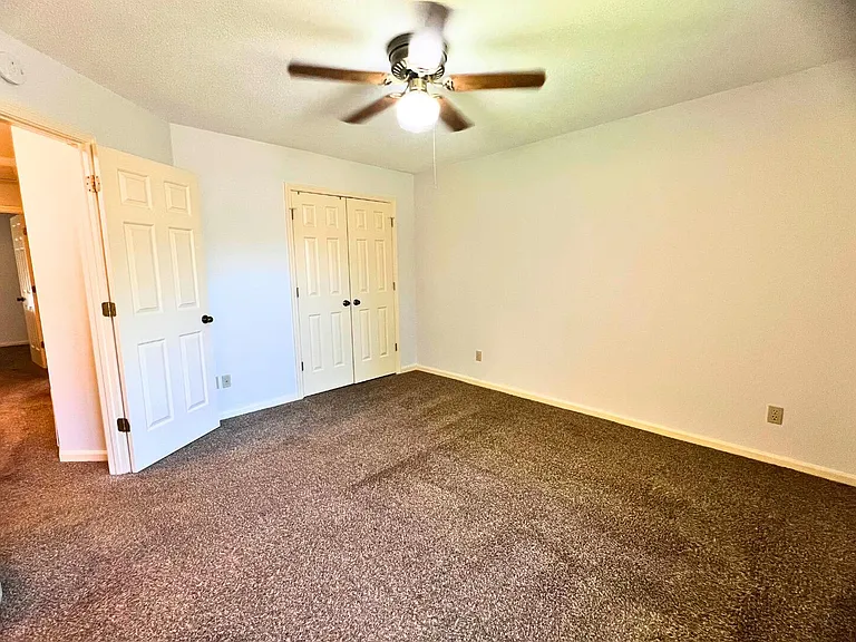 2509 Hollyhock Dr — Photo 22