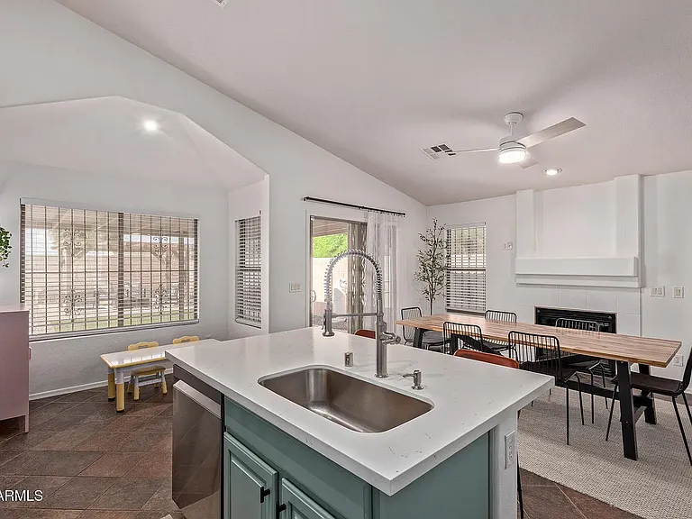 15864 W Anasazi St — Photo 17