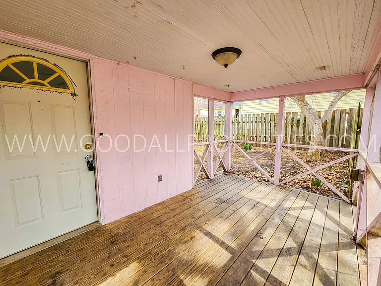 106 E Bell Ave — Photo 20