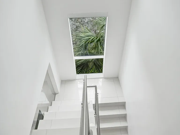 1347 N Ocean Blvd — Photo 45