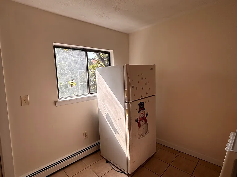 15 Pine St #2 — Photo 17