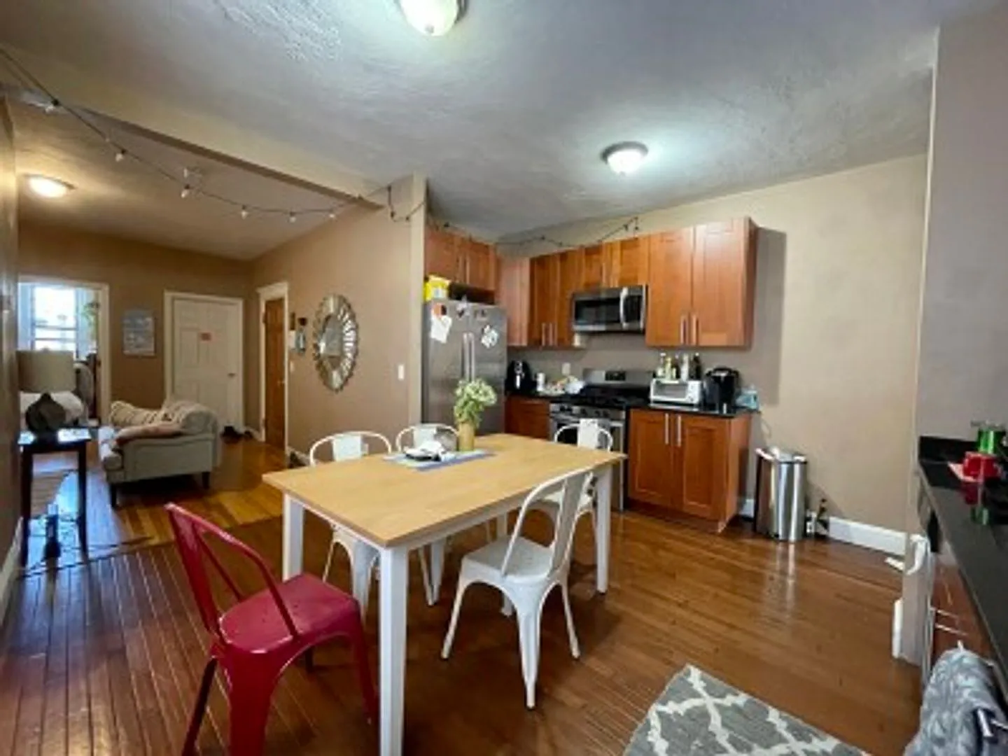 Renovated BU West 5 Bed/2 Bath on Glenville Ave. Dog Friendly, Students Welcome. Avail 9/1/2026 — Photo 3