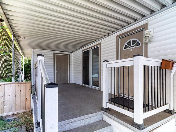 2nd image of 1844 Reeves Pl