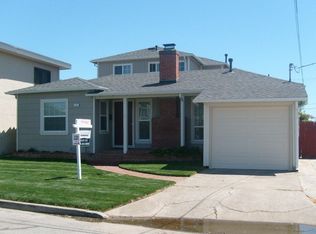 1 Spruce St, Millbrae, CA 94030