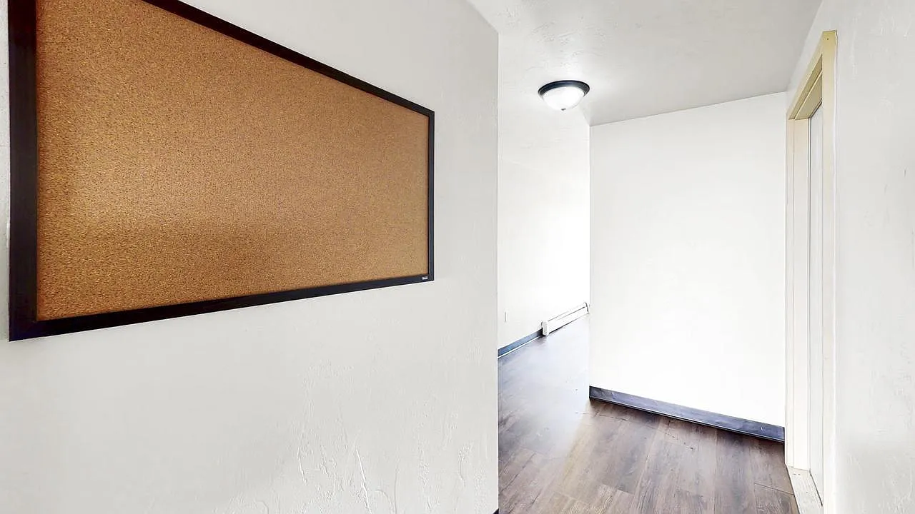 2 bed, 900 sqft, $1,025 — Photo 4