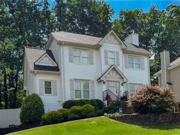 1160 Steeple Run, Lawrenceville, GA 30043