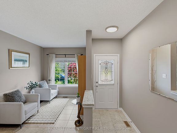 5th image of 355 Celtic Ridge Cres