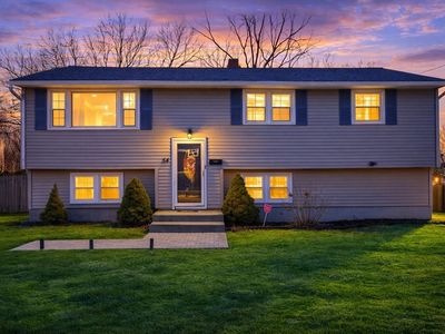 54 Blanchard St, Leominster, MA, 01453