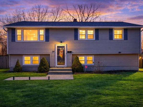 54 Blanchard St, Leominster, MA 01453