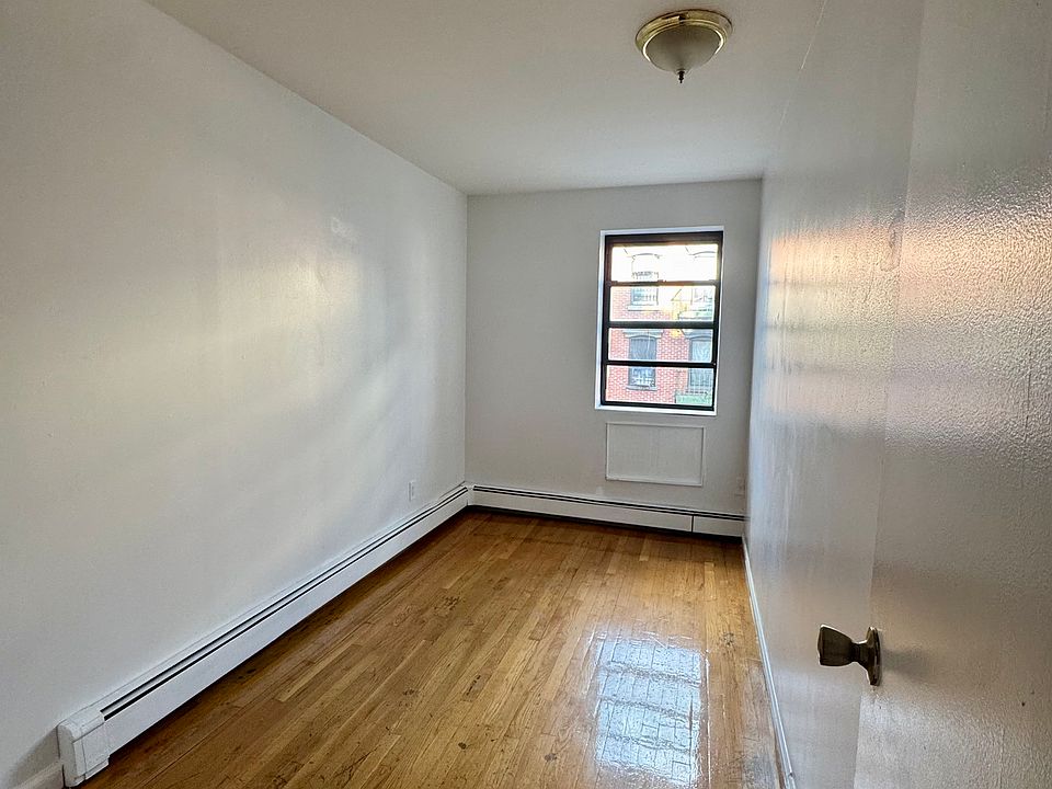 1st image of 25 Orchard St #401