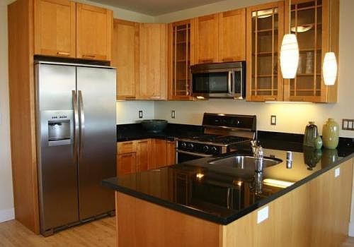 2nd image of 2300 Broadway APT 9