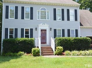 2 Warbler Ln, Durham, NC 27712
