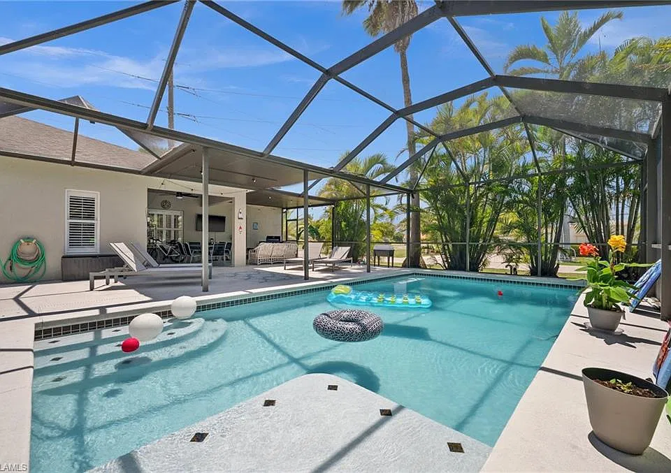 2017 Cape Coral Pkwy W