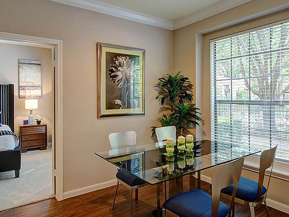5th image of 7777 Greenbriar Dr APT 1012