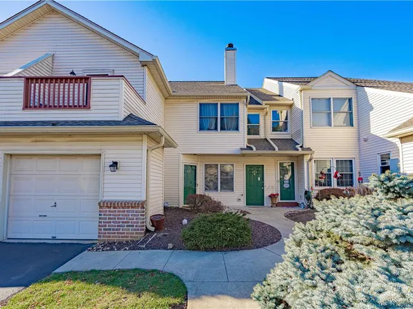 165 Lindfield Cir, Macungie, PA 18062