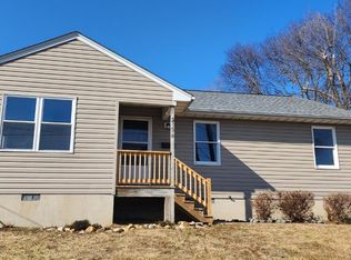 915 Grayson Ave, Waynesboro, VA 22980