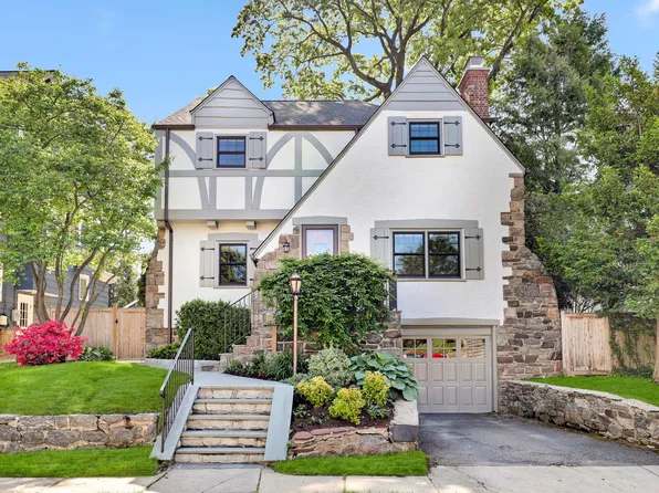 7 Gerlach Place, Larchmont, NY 10538