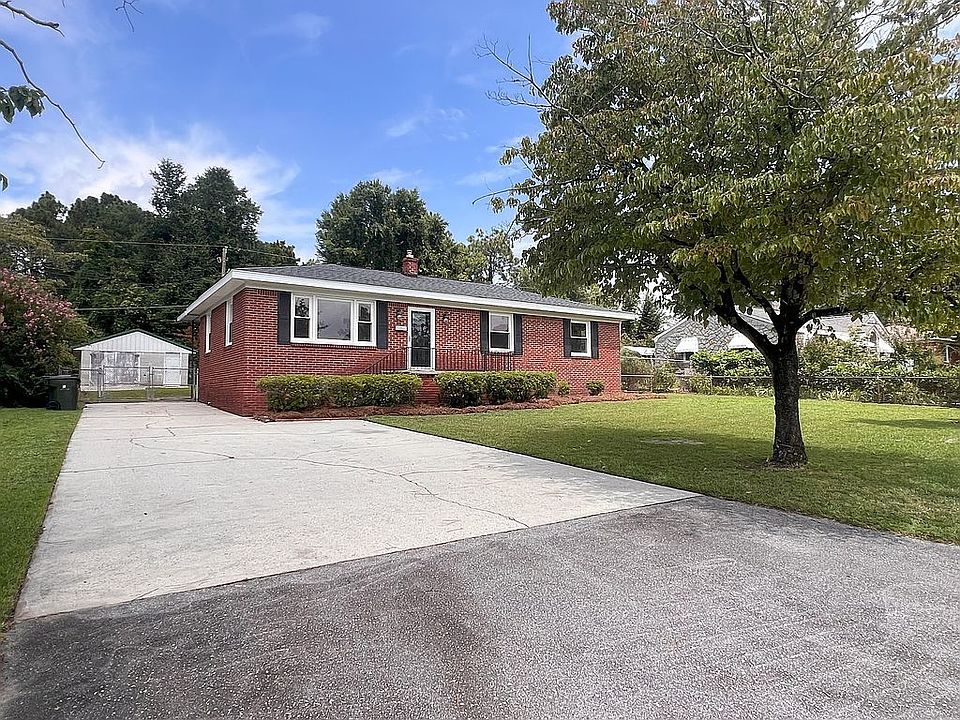 4BR, 2 BA Brick Home