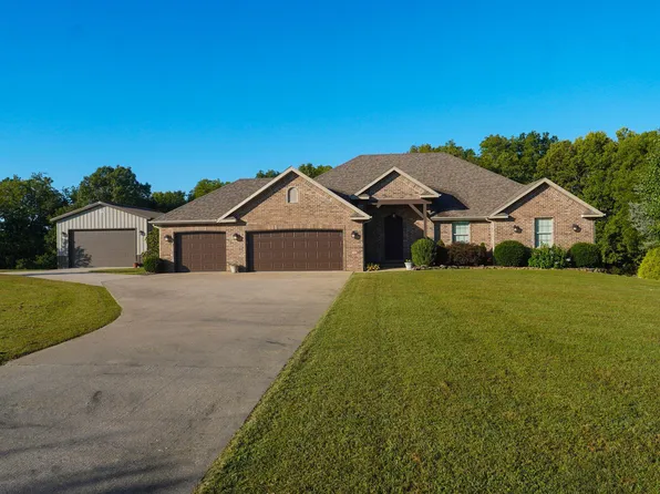 428 Academy Drive, Rogersville, MO 65742