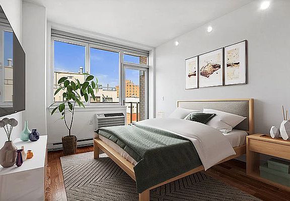 4th image of 2167 2nd Ave #7E