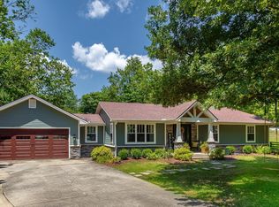 2901 Walnut Hill Rd, Lexington, KY 40515