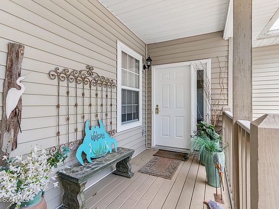 3rd image of 505 Kingsmarsh Way