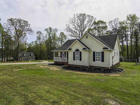 2nd image of 610 S Serena Hills Dr