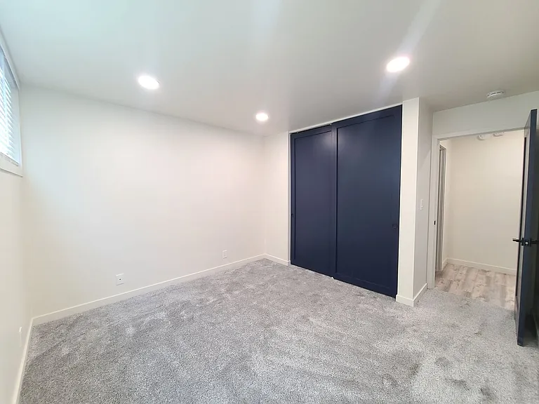 358 S Coeur D Alene St — Photo 40