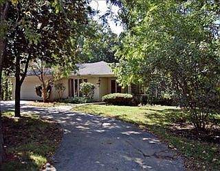 1st image of 2020 Crestwood Ln