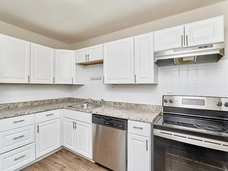1658 Kappel Dr — Photo 15