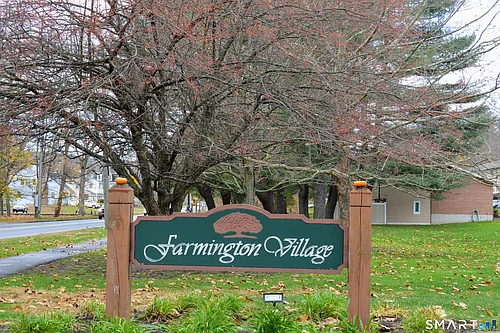 1660 Farmington Ave #4 Photo 1