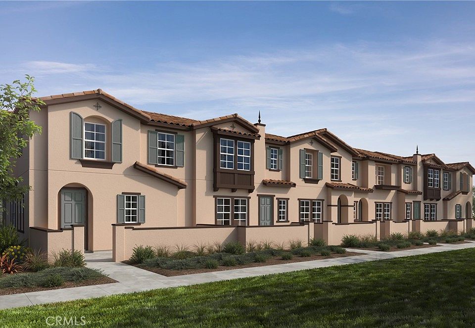 1st image of 3915 E Carmel Privado