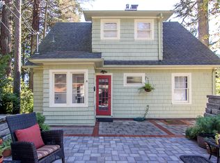 3836 SW Hewett Blvd, Portland, OR 97221