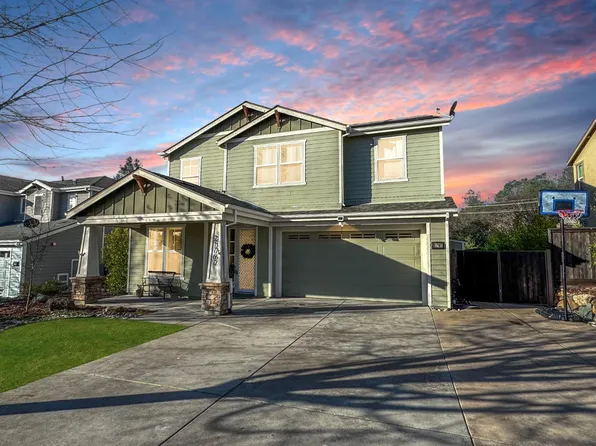 21767 Cascade Crossing Rd, Grass Valley, CA 95949