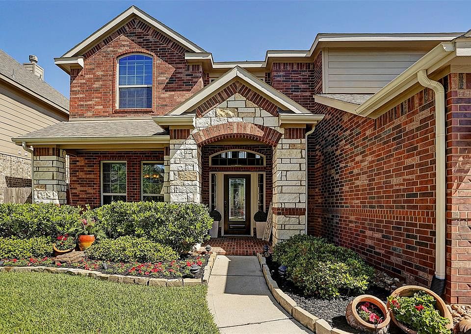 1st image of 21114 Barrett Creek Ln