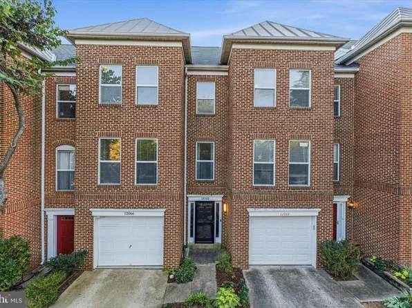 12066 Edgemere Cir, Reston, VA 20190