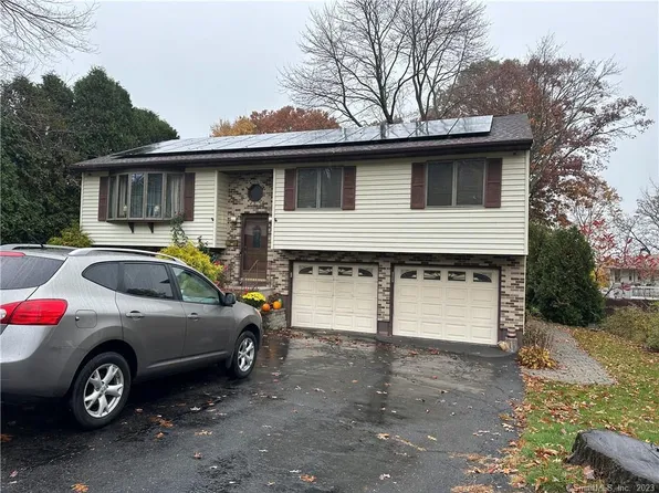954 Bunker Hill Avenue, Waterbury, CT 06708