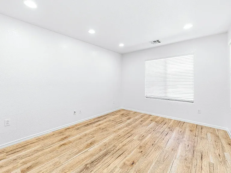 2899 W White Canyon Rd — Photo 15