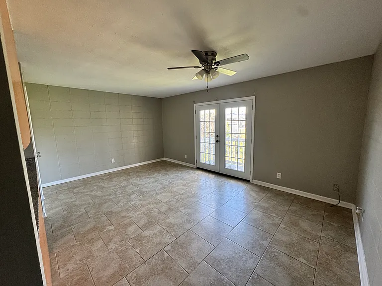 1215 Truxton St #203 — Photo 2