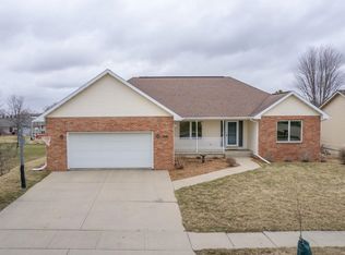 2410 1st Ave NW, Waverly, IA 50677