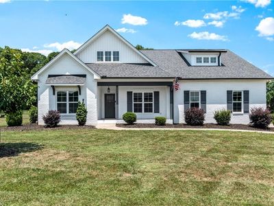 121 Beauchamp Oaks Ct, Advance, NC, 27006