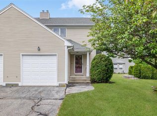 93 Nipmuc Trl #D, North Providence, RI 02904