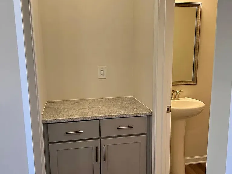 11051 Lawyers Rd — Photo 25