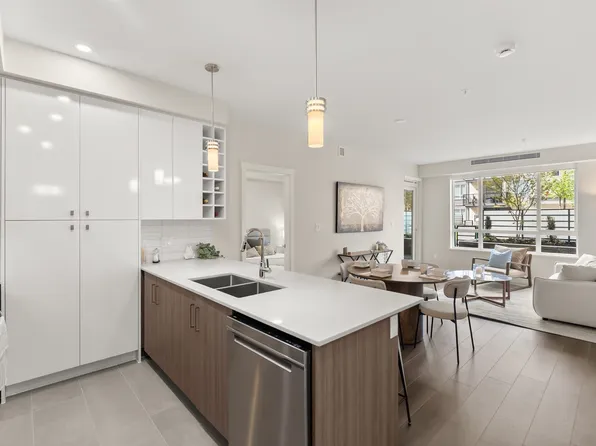 23200 Gilley Rd #113, Richmond, BC V6V 2L6
