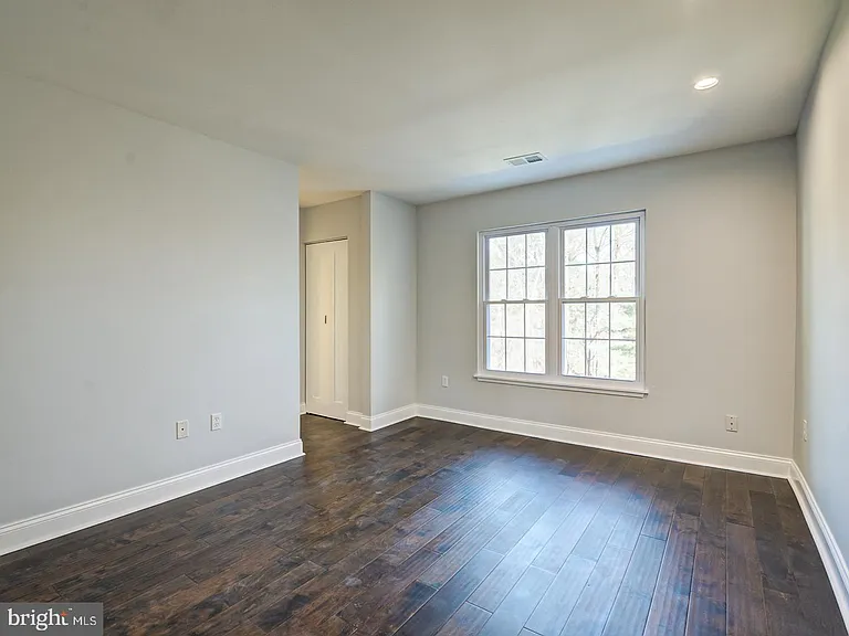 5 Climbing Ivy Ct — Photo 39