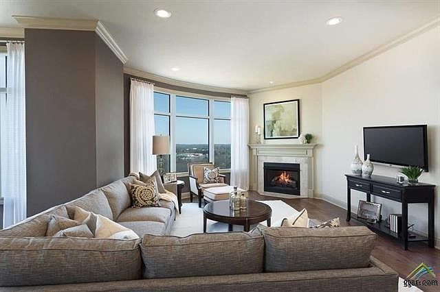1st image of 2801 Wexford Dr APT 706