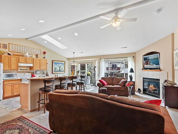 2nd image of 4318 Stonington Ln