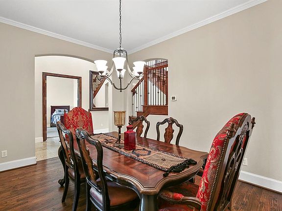 5th image of 561 Quail Creek Dr